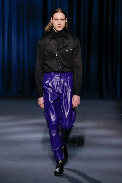 Look 55